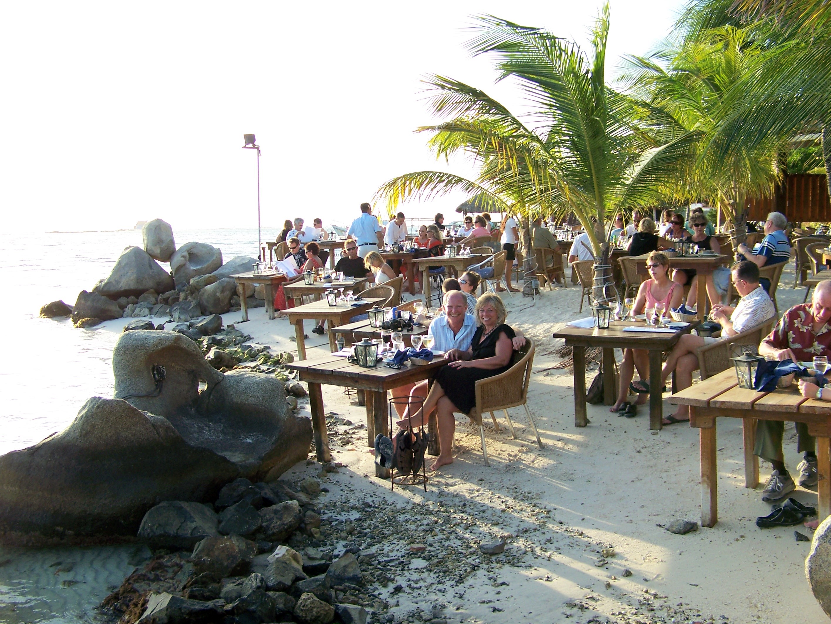 4. The Flying Fishbone – Aruba | A THOUSAND PLACES